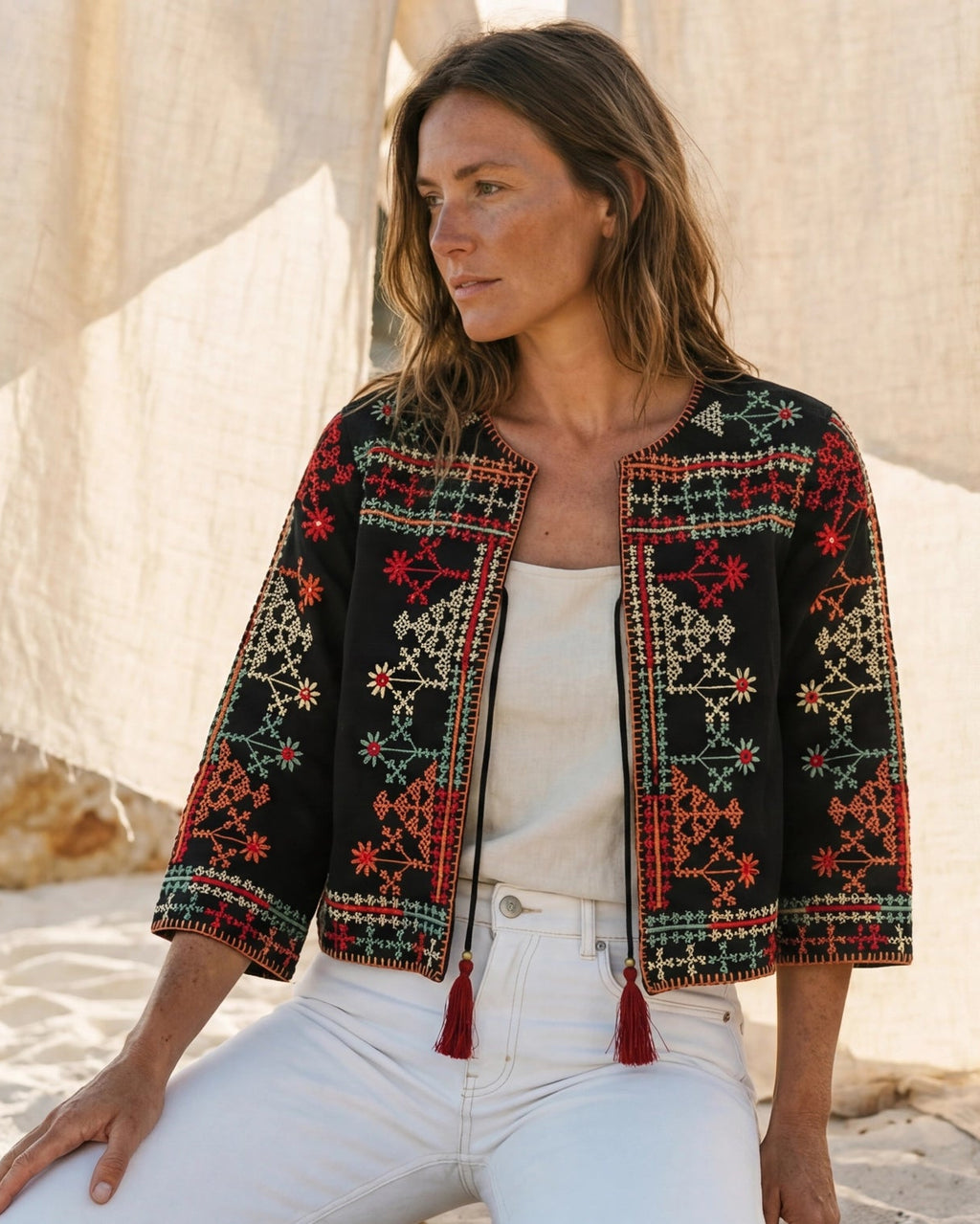 Cue Crop All Season Jacket - Black