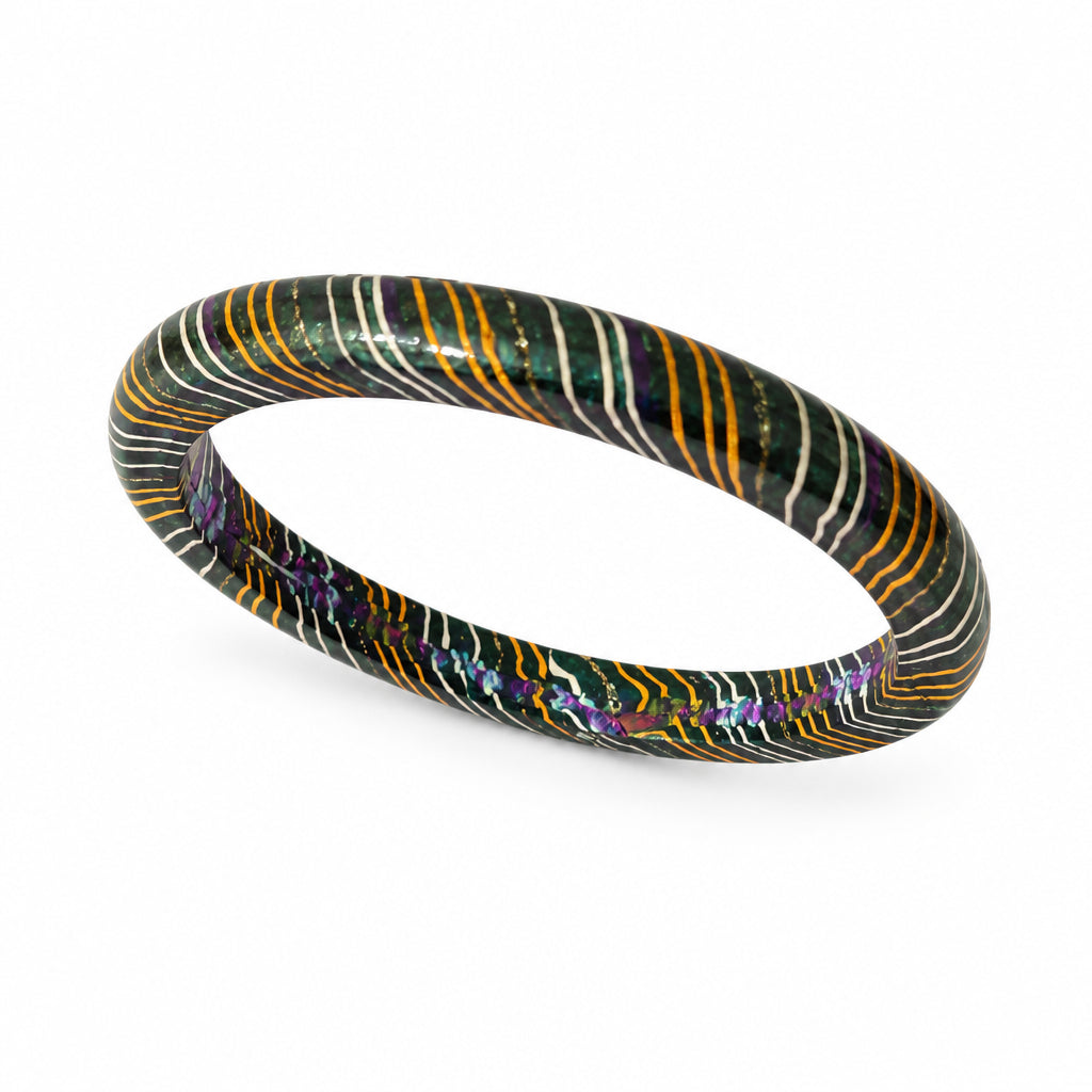 Midnight Rainbow Lac Bangle